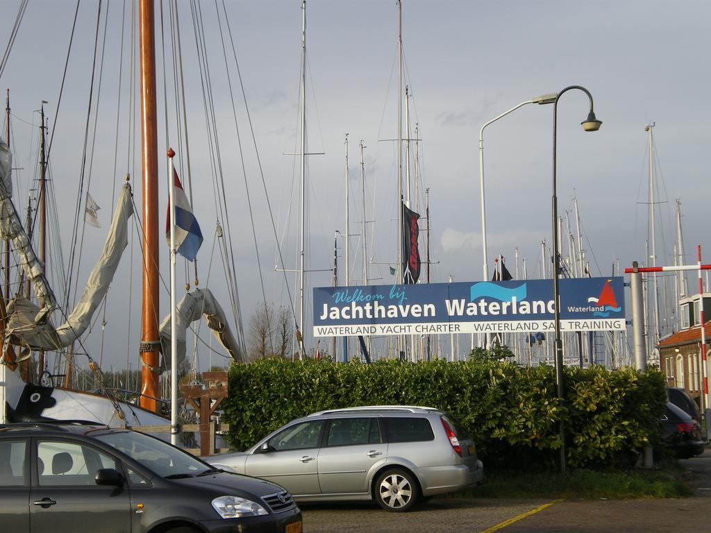 Slapen Op De Haven Apartman Monnickendam Kültér fotó